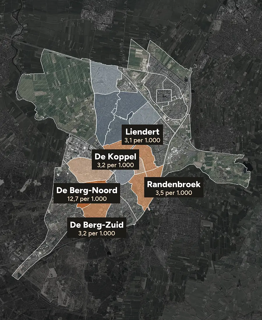 Luchtfoto van Amersfoort met de wijken ingekleurd