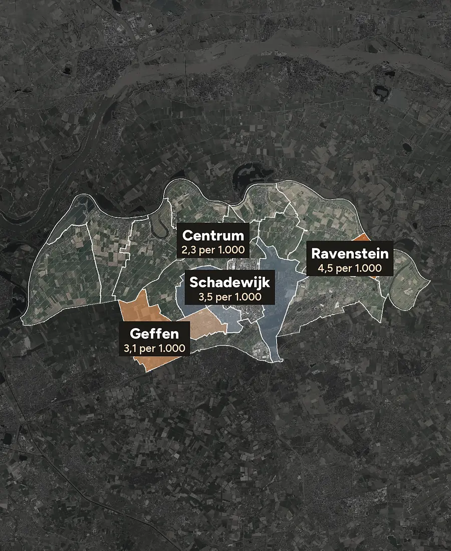 Luchtfoto van Oss met de wijken ingekleurd