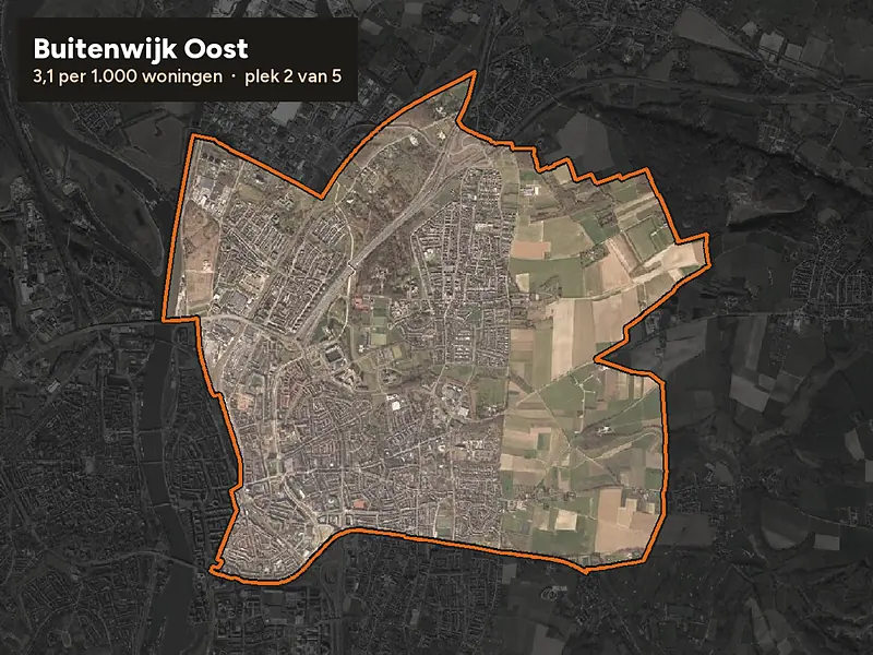 Luchtfoto van Buitenwijk Oost in Maastricht, ingezoomd: 3,1 woninginbraken per 1.000 woningen per jaar
