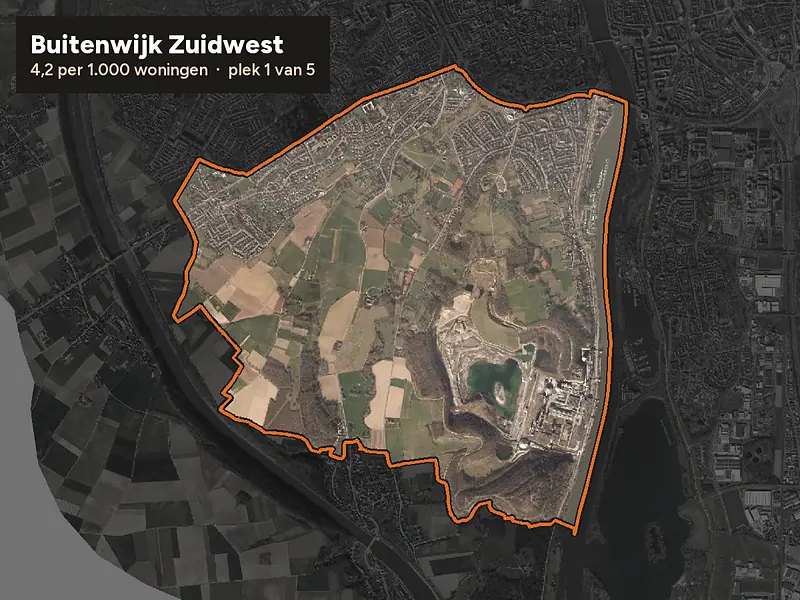Luchtfoto van Buitenwijk Zuidwest in Maastricht, ingezoomd: 4,2 woninginbraken per 1.000 woningen per jaar